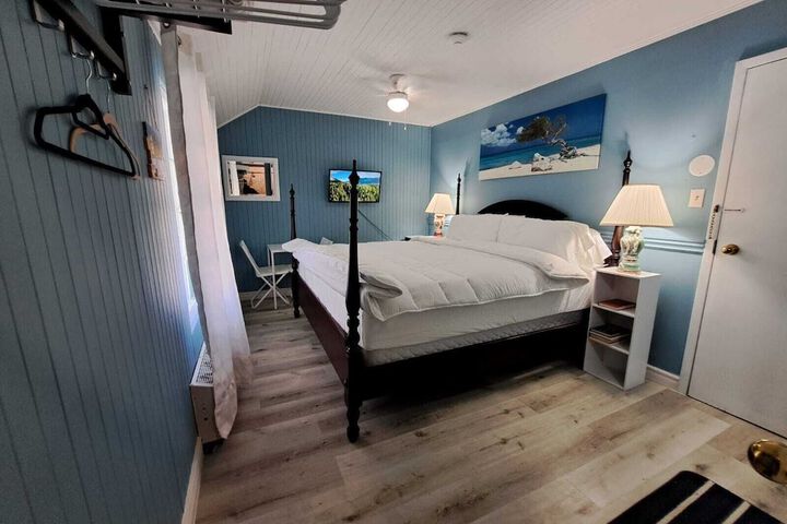 Room 48 of 78