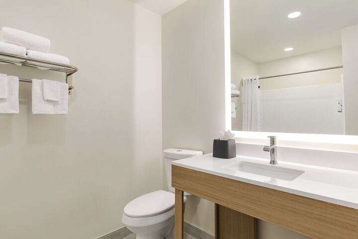 Garner Hotel Salt Lake City Airport by IHG