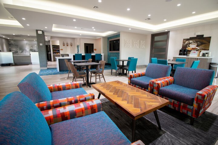 Hotel Interior 8 of 34