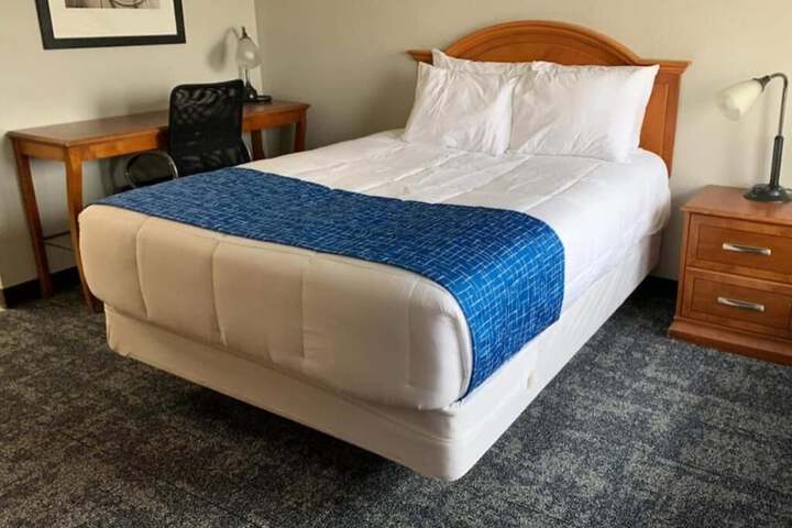 Room 8 of 8