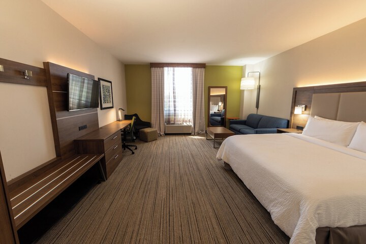 Room 42 of 69