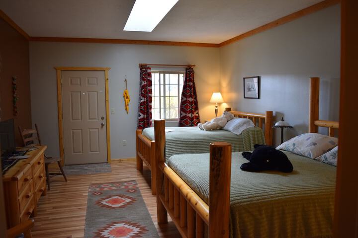 Room 14 of 33