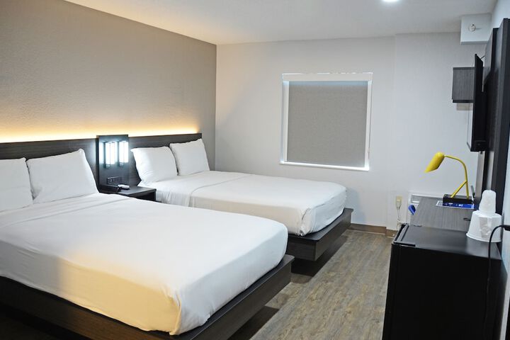 Room 14 of 36