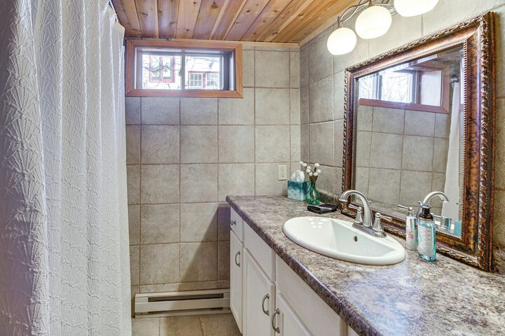 Spacious Detroit Lakes Home: Walk to Downtown!