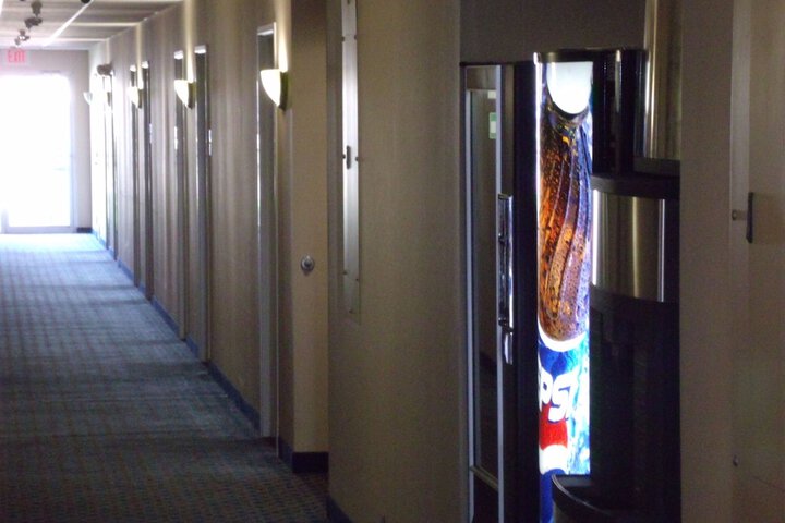 Ballroom/Hall 47 of 54