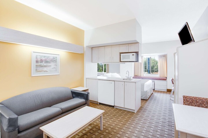 SureStay Hotel by Best Western Christiansburg Blacksburg