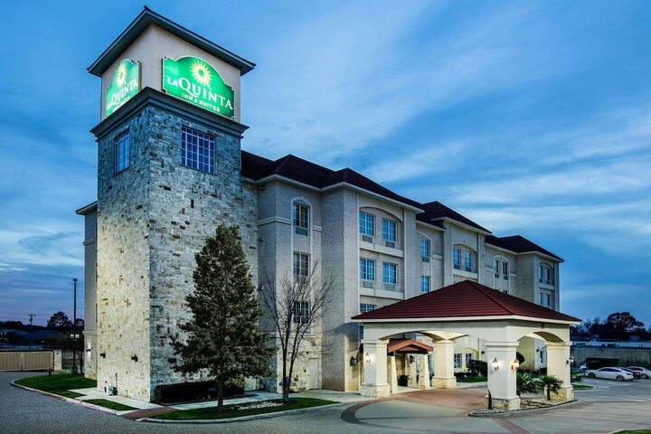 Hotel 2 of 45