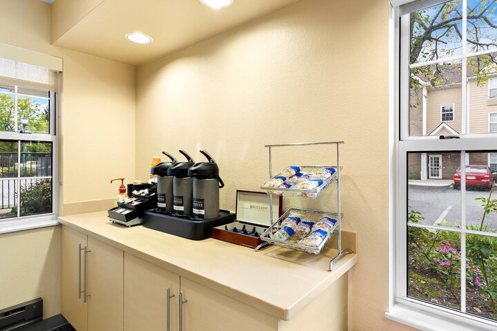 MainStay Suites Middleburg Heights Cleveland Airport