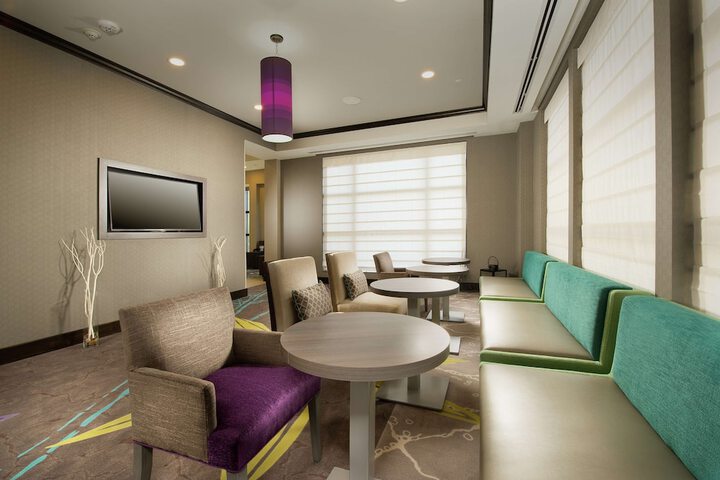 Hotel Interior 7 of 38