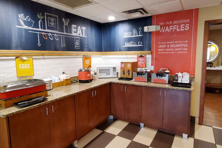 Hampton Inn Hillsville
