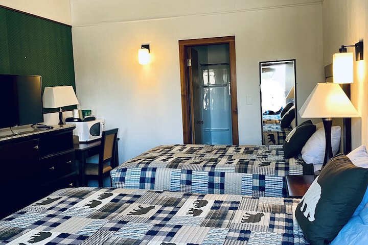 Room 11 of 41
