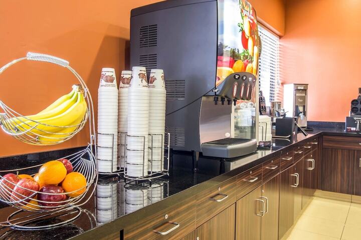 Breakfast/Coffee Service 47 of 61