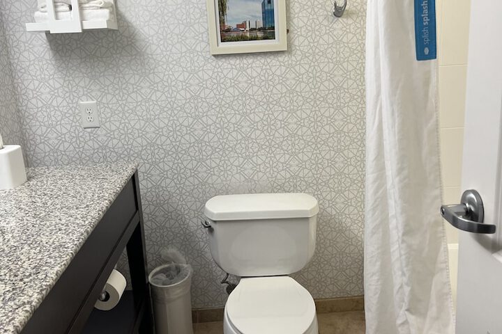 Comfort Inn & Suites Toledo North