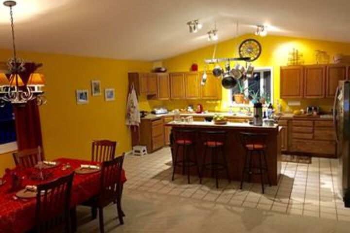 Fairbanks Moose Manor B & B