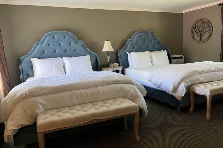 Room 35 of 46