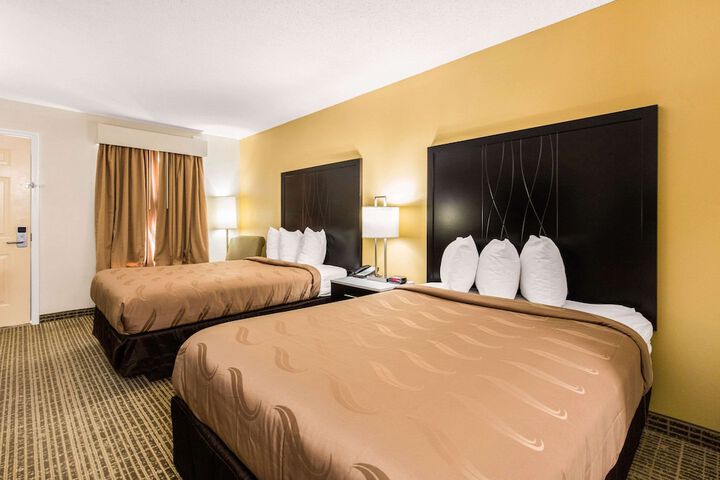 Room 14 of 39