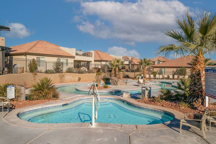 Paradise Village 3 - Grand View Estates