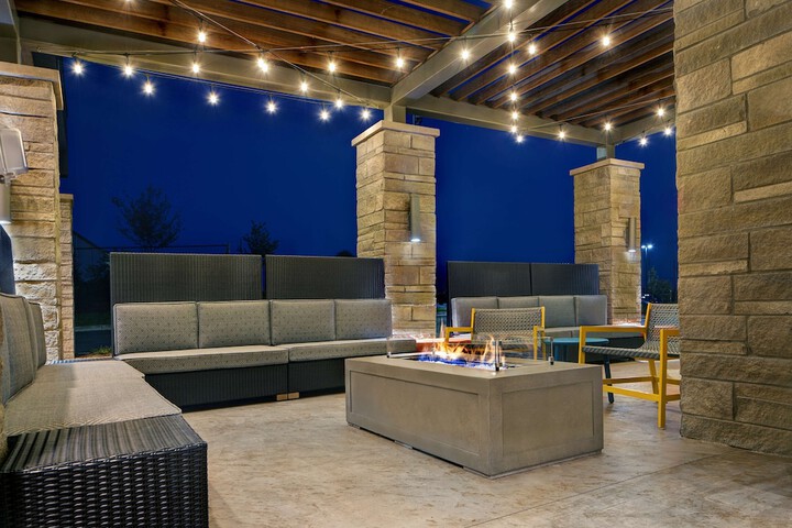 Home2 Suites Asheville Airport