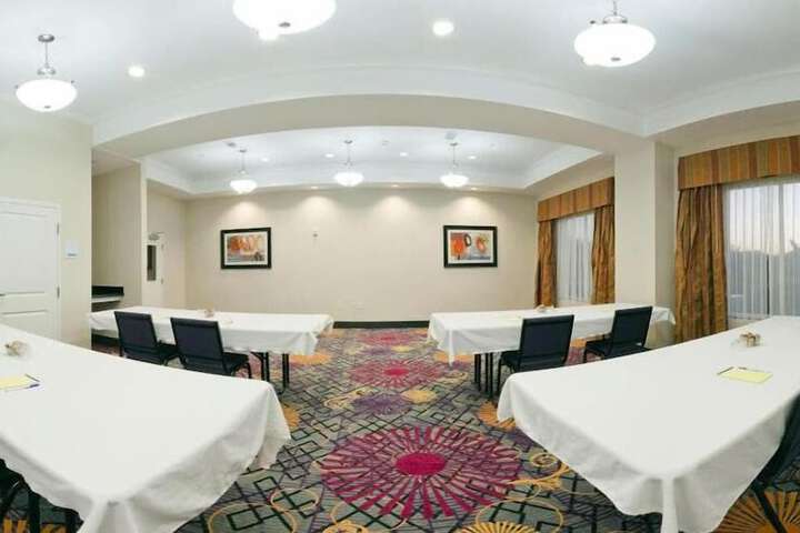 Holiday Inn Express Hotel & Suites Clute - Lake Jackson by IHG