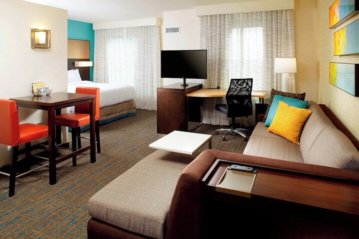 Room 21 of 30