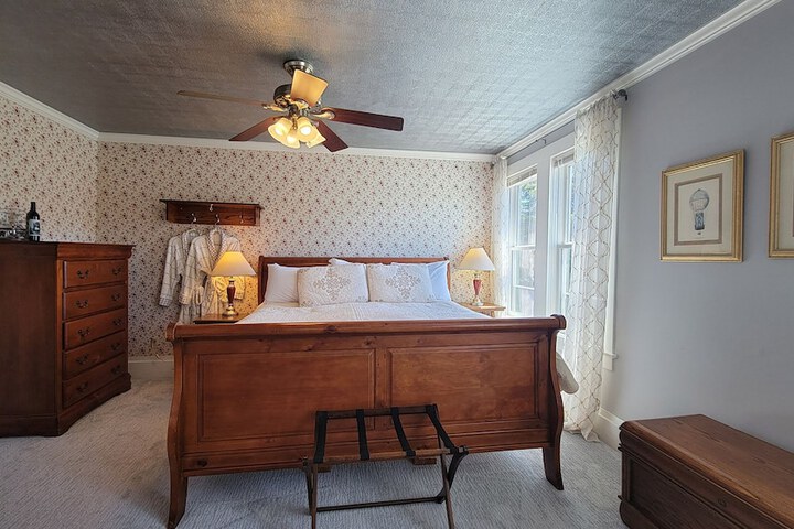 Room 15 of 113