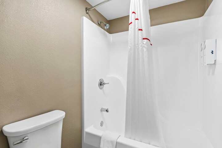 Red Roof Inn Radcliff - Fort Knox