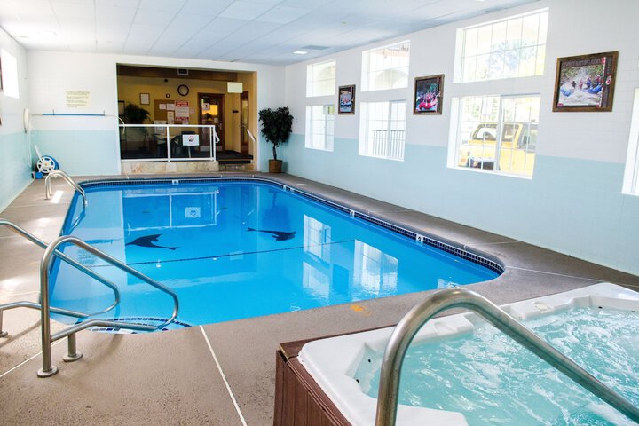 Fairbridge Inn & Suites