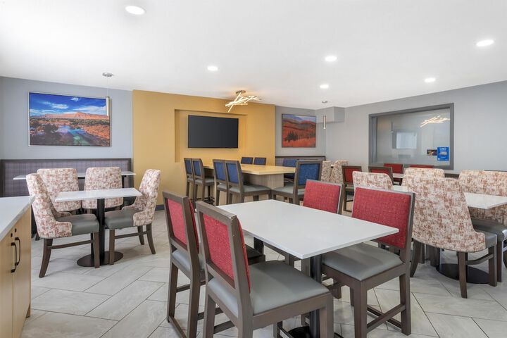 Best Western Montrose Inn