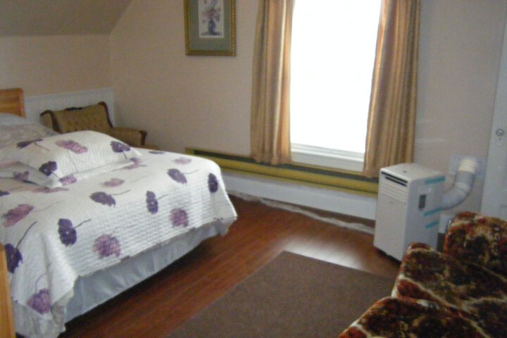 Glory Inn Downtown Moncton