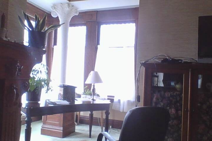 Room 18 of 53
