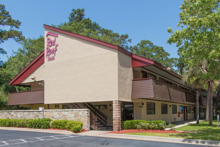 Hotel 4 of 34