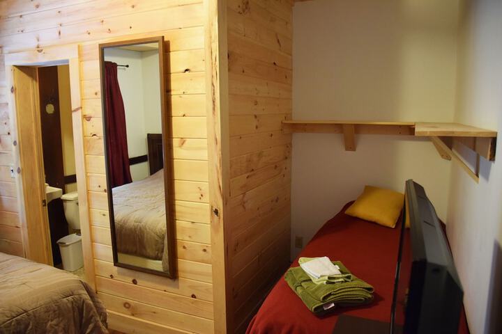 Room 140 of 156