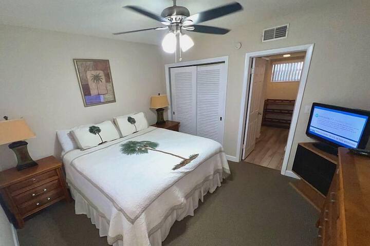 Coral Shores Resort