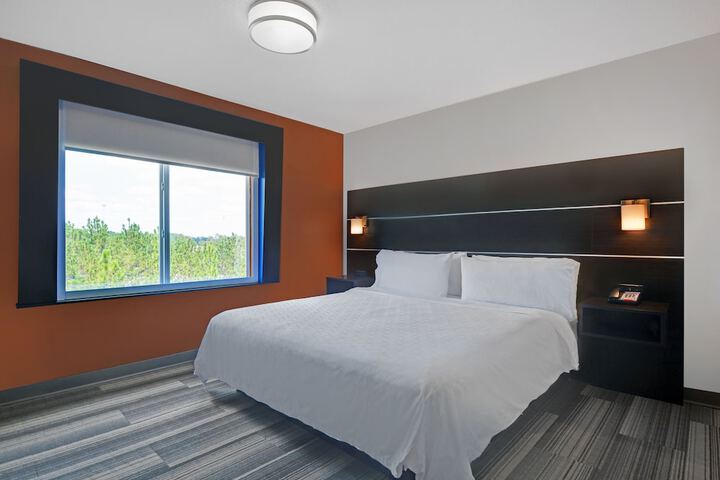 Holiday Inn Express Atmore by IHG