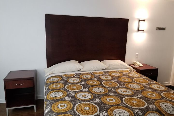 Room 22 of 29