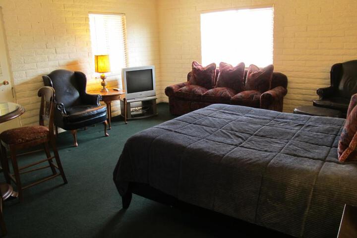 Stage Stop Inn