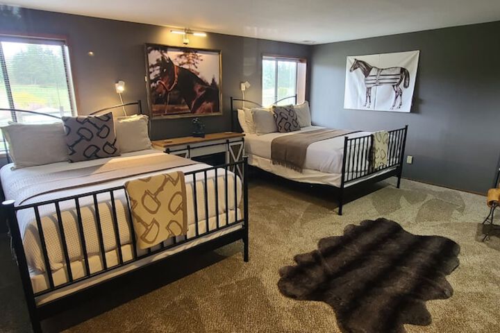 Room 17 of 43