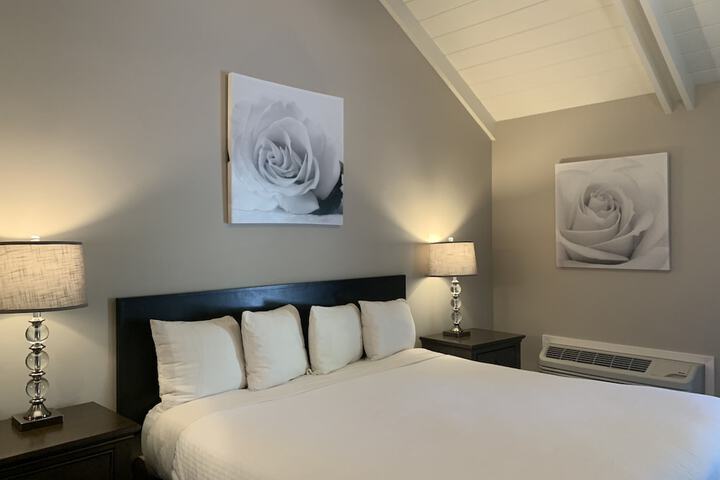 Room 43 of 57