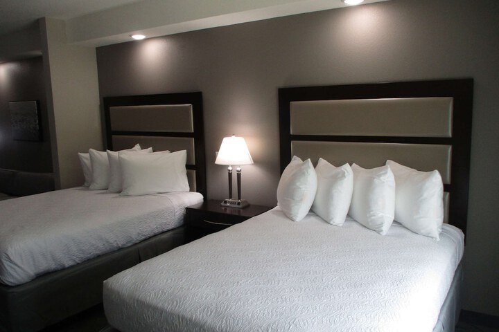 Room 19 of 28