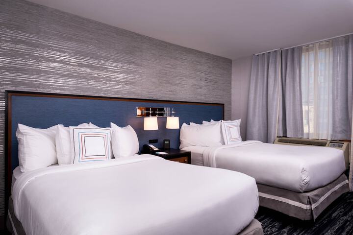 Room 9 of 28