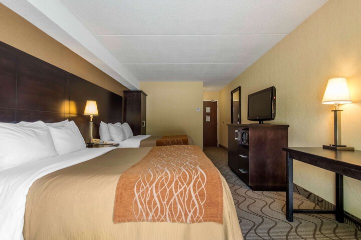 Room 10 of 25