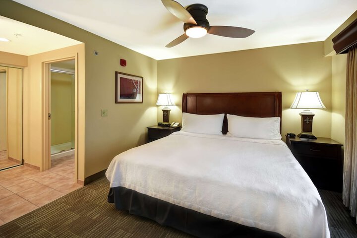 Room 28 of 45