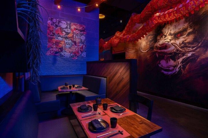 Dining 90 of 143