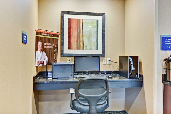 Business Center 52 of 53