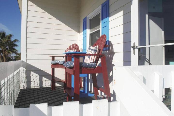 Aqua Haven - Second Street from Beach Home