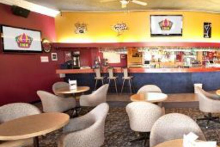 Flamingo Inn