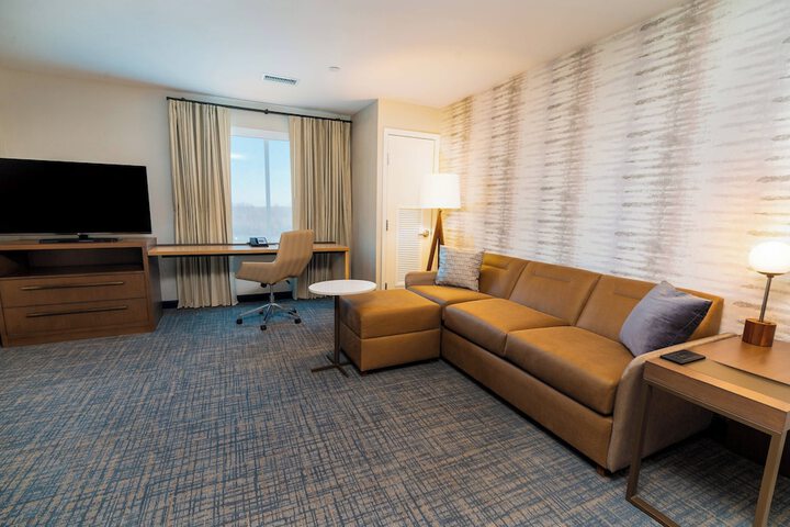 Room 35 of 68