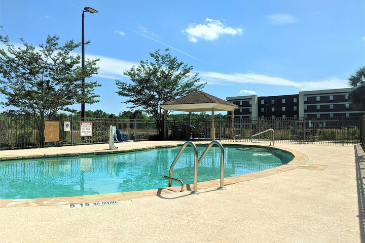 Pool 8 of 44