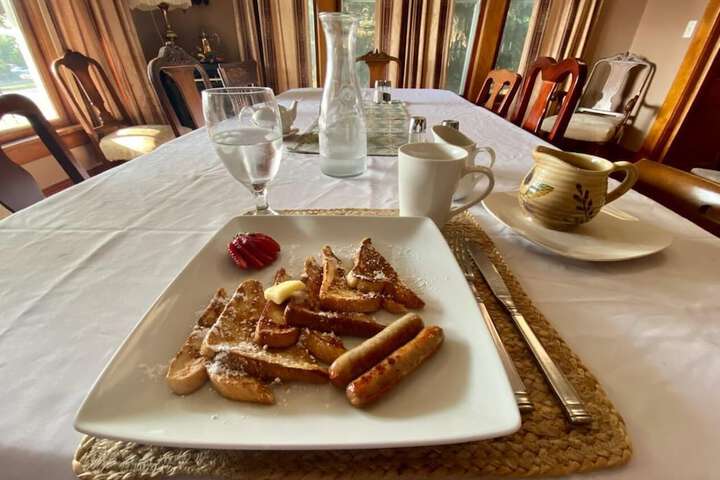 Breakfast/Coffee Service 39 of 42