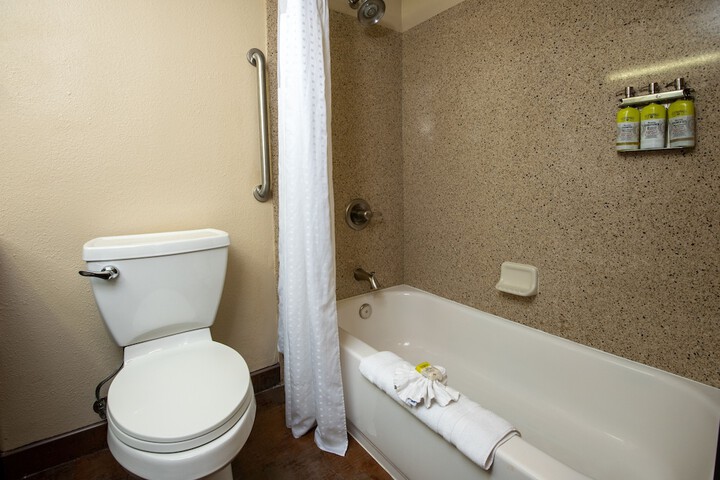 Grand Canyon Hotel and Suites